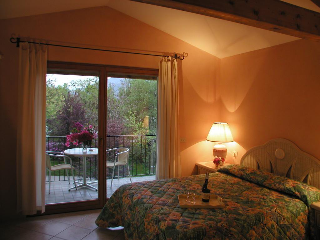 Villaggio Turistico Riviera Канобио Стая снимка